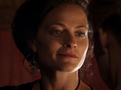 Lara Pulver