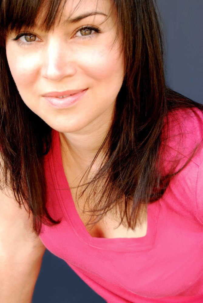 Shannon Esra