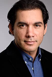 Eduardo Navas