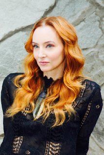 Aryn Elaine