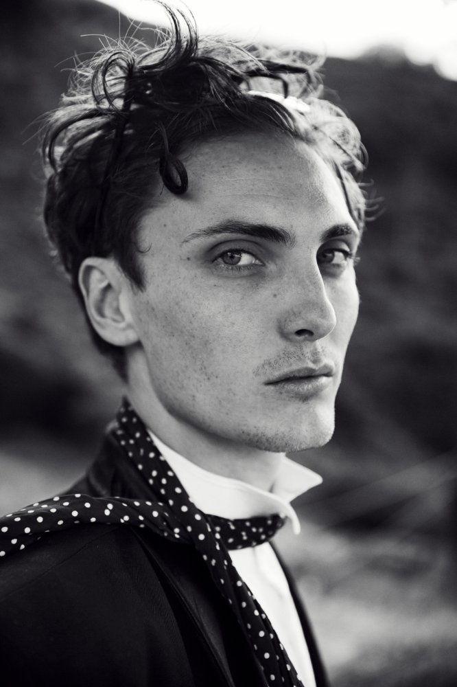 Eamon Farren