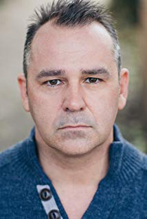 Gareth James