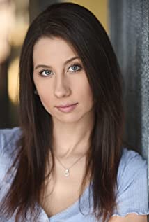 Lindsey Raelle