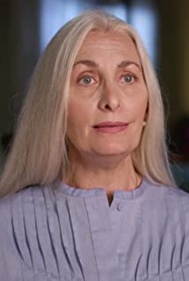 Clare Henry