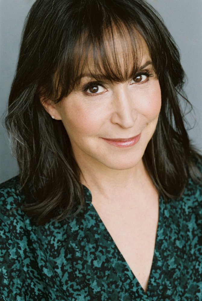 Gina Hecht