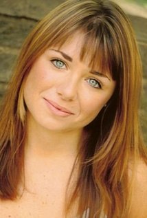 Rayna Favinger
