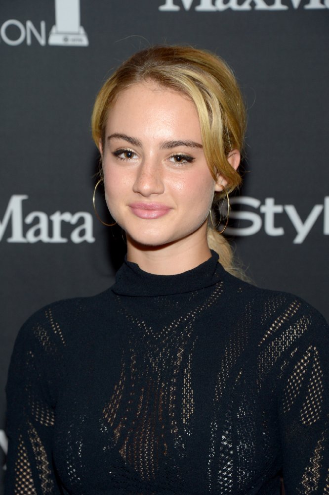 Grace Van Patten