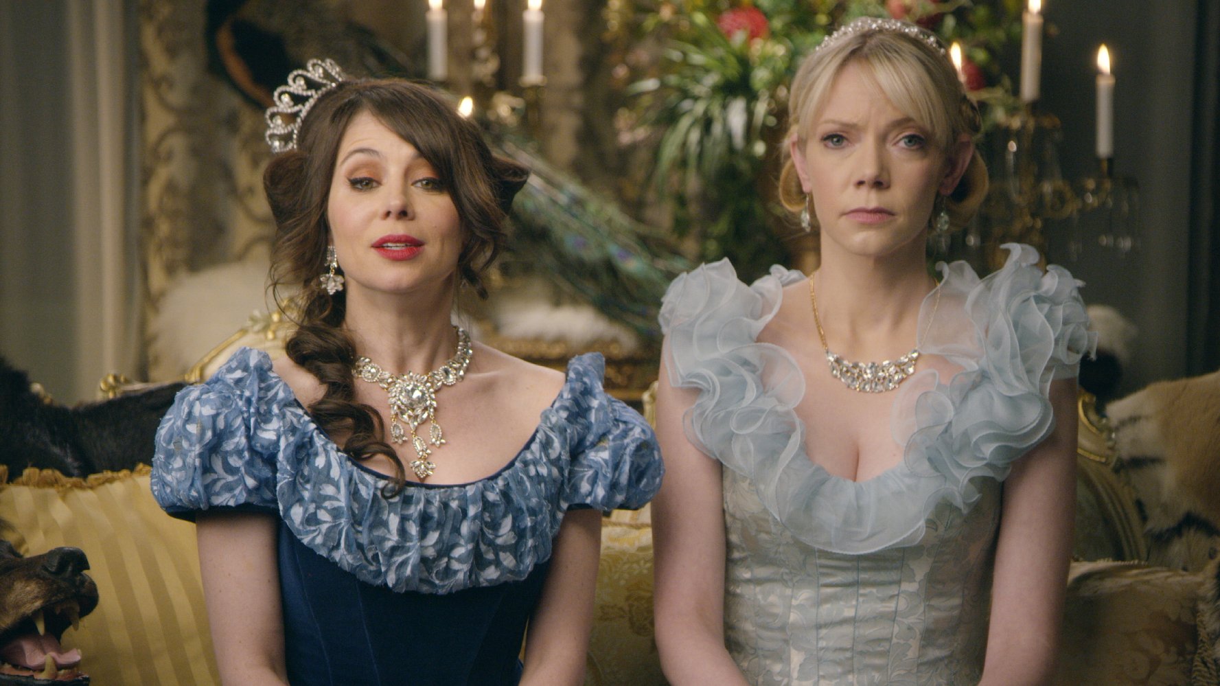 Riki Lindhome
